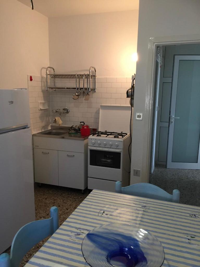 Apartamento Il Rifugio Del Pescatore Rímini Exterior foto